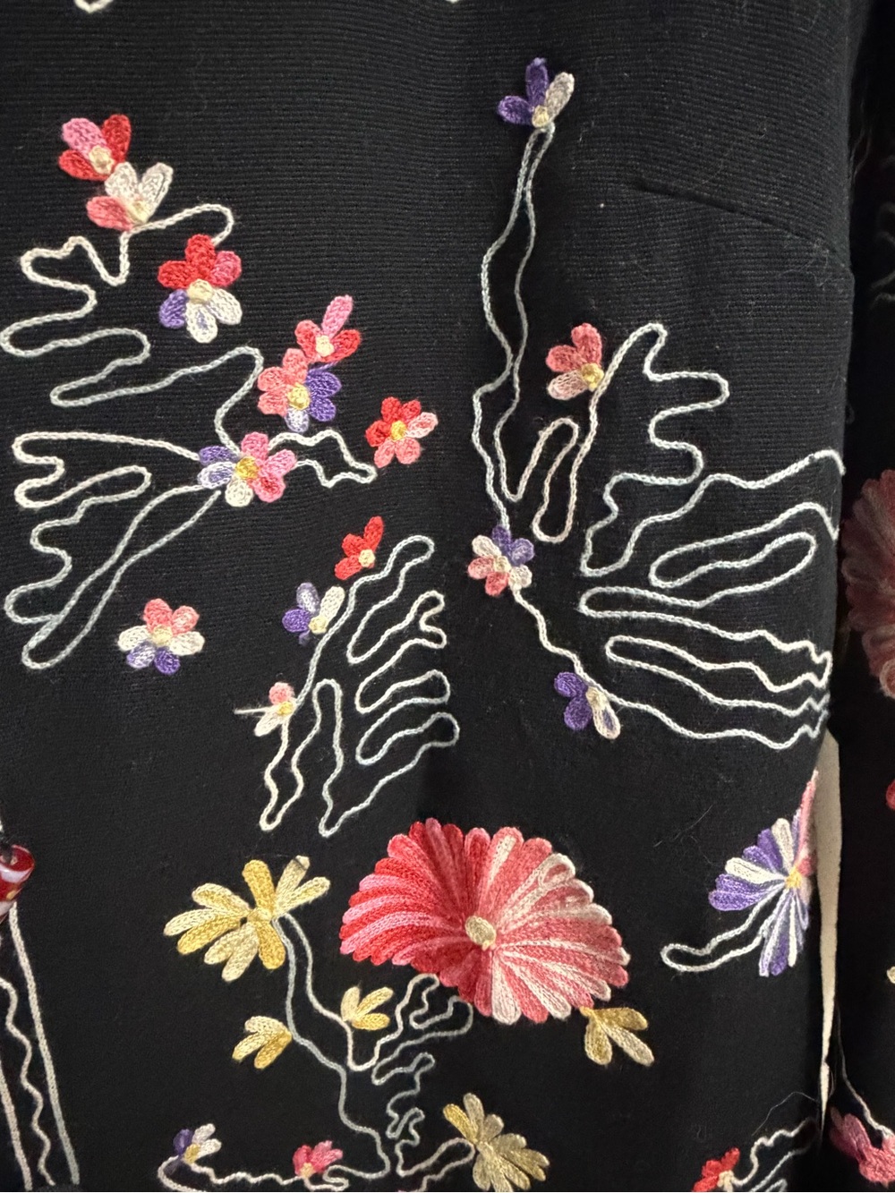 Draper’s & Damon’s Embroidered Jacket 1X Black Floral Beaded Toggle Cottagecore - Picture 4 of 12